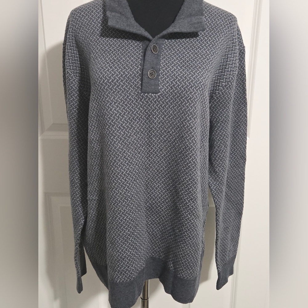  UNTUCKit Sorensen Henley mock neck size XL